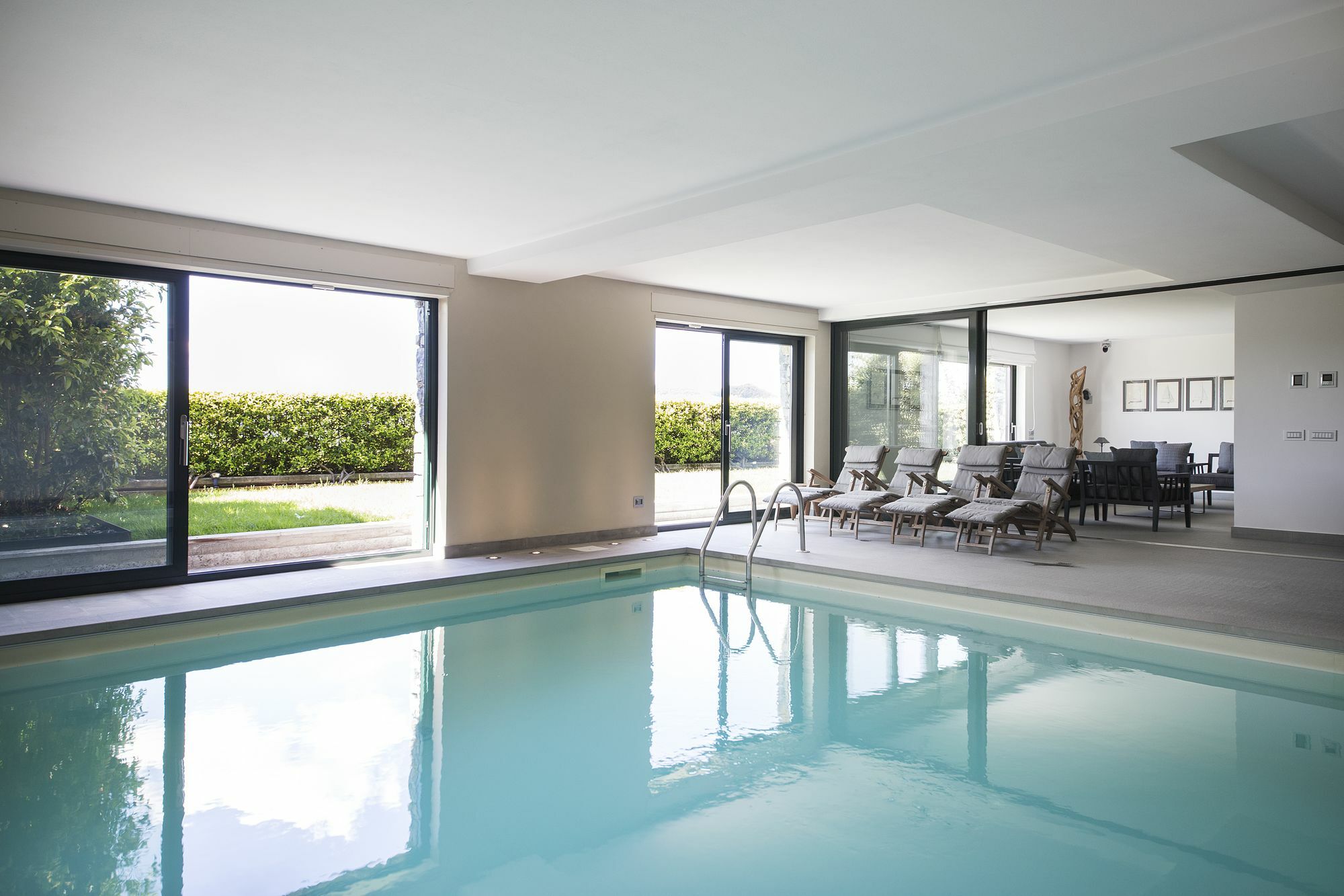 Suite & Pool-Como House-160 Mt-Private Indoor Swimming Pool, Heated All Year-Private Covered Parking-Private Garden And Terrace-Fully Equipped Kitchen Екстер'єр фото